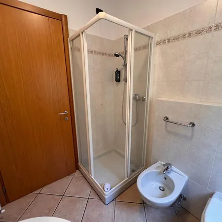 Lario 2* Gera Lario